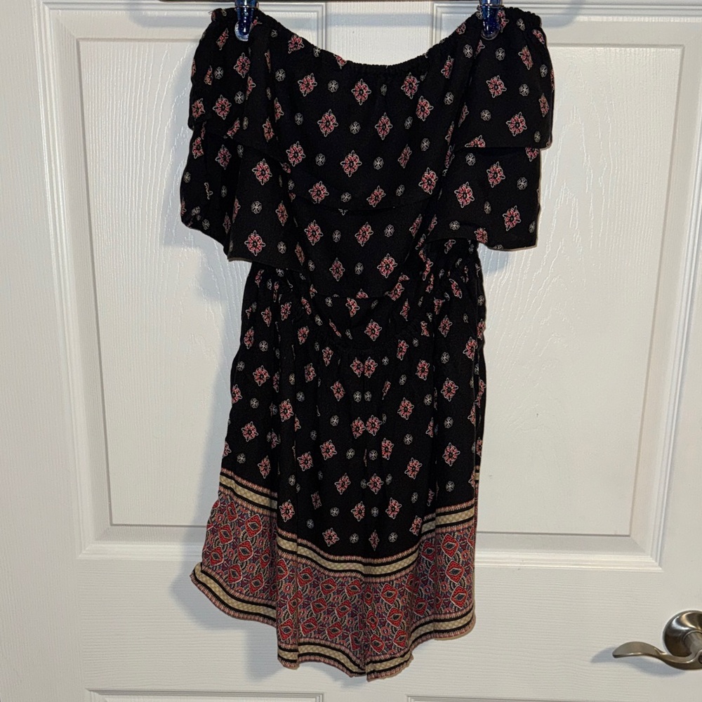 Hollister Black and Red Strapless Romper